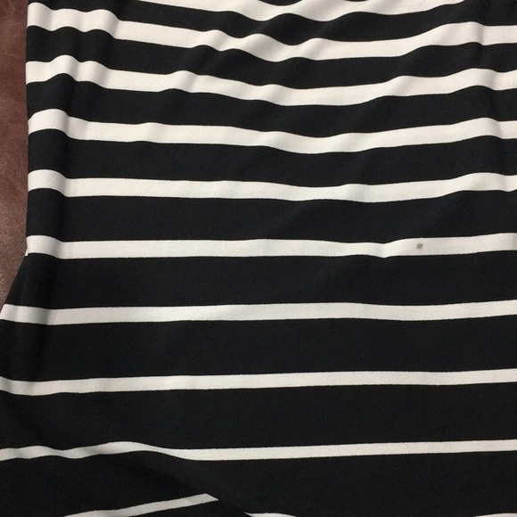 roz & Ali 10 Petite Sleeveless Striped Maxi Dress - Picture 10 of 10